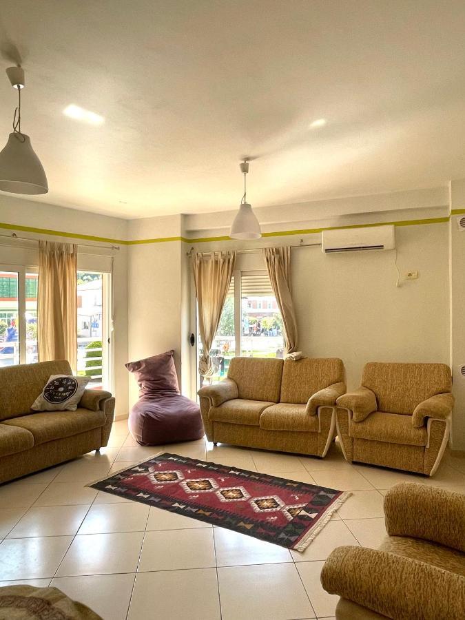 Panoramic View Apartment Permet Exterior photo