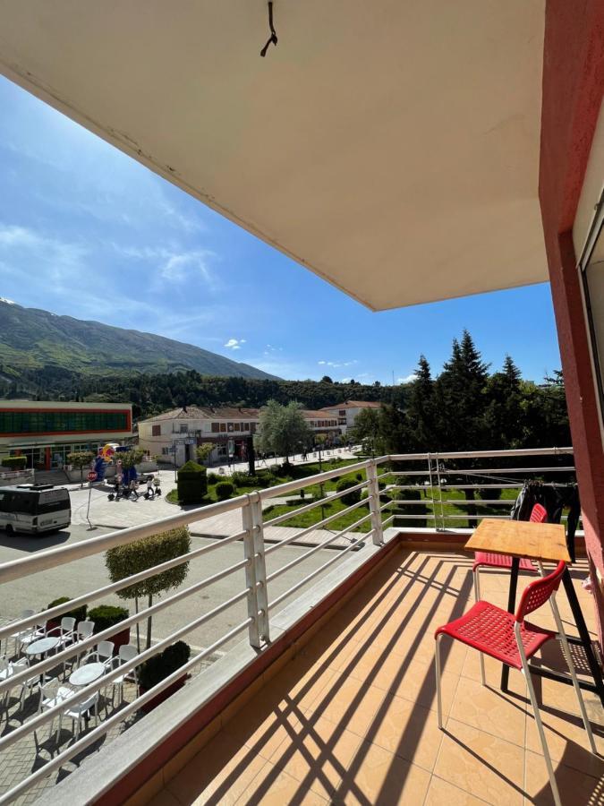 Panoramic View Apartment Permet Exterior photo