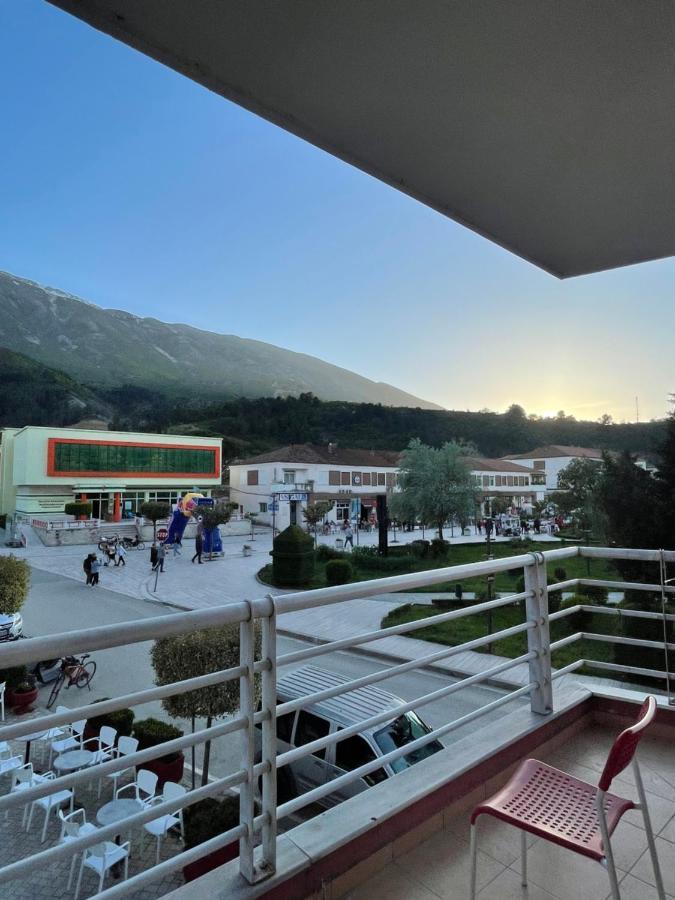 Panoramic View Apartment Permet Exterior photo