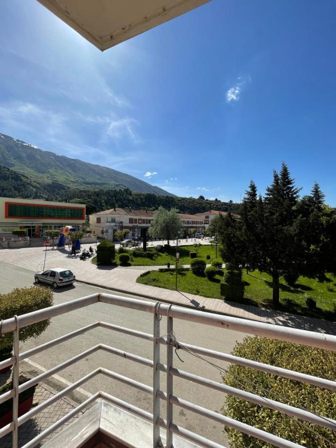 Panoramic View Apartment Permet Exterior photo