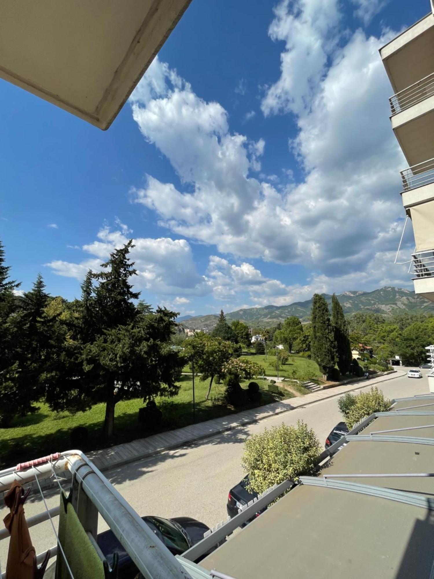 Panoramic View Apartment Permet Exterior photo